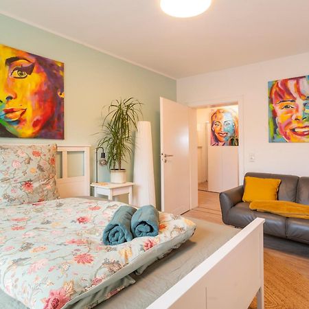 Akram Appartement III - Ruhig, Stadtnah ヒルデスハイム エクステリア 写真