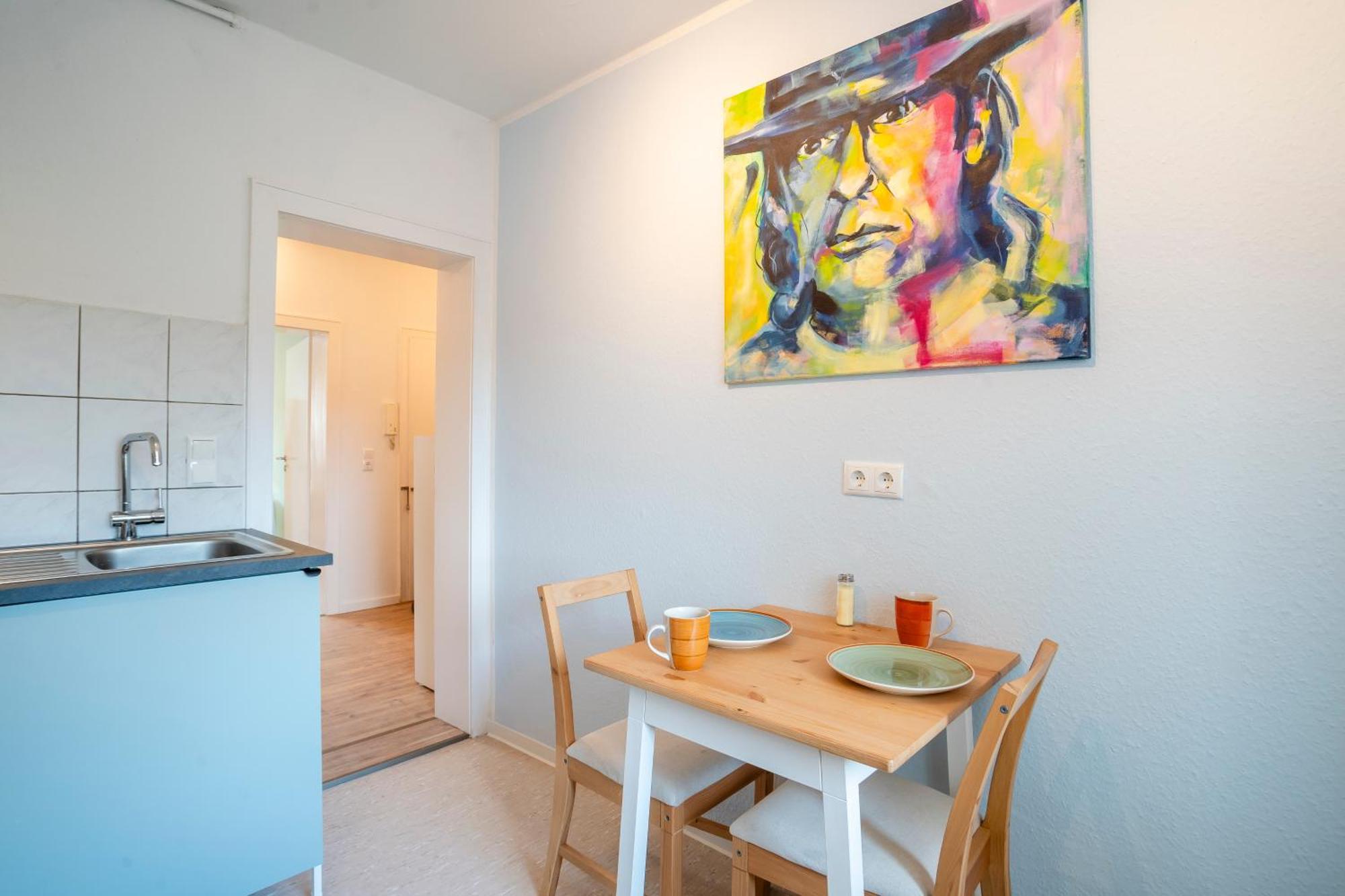 Akram Appartement III - Ruhig, Stadtnah ヒルデスハイム エクステリア 写真